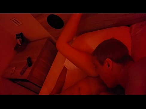 ❤️ माझी ओली पुच्ची चाटत आहे. mr.com-pornzog.ru वर